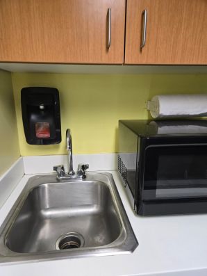 Commercial Cleaning - Nissan Dealership in Omaha, NE (4)