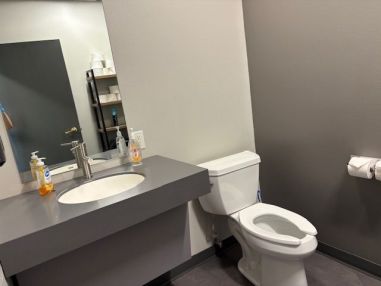 Commercial Cleaning in Omaha, NE (2)